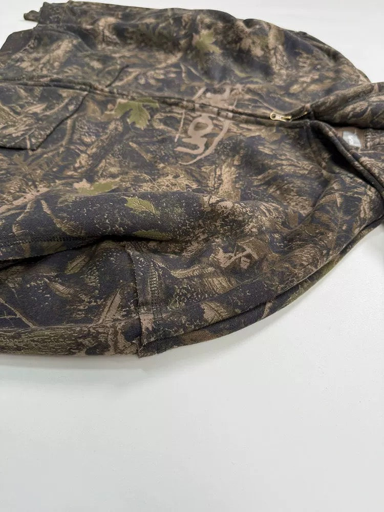 CAMOUFLAGE